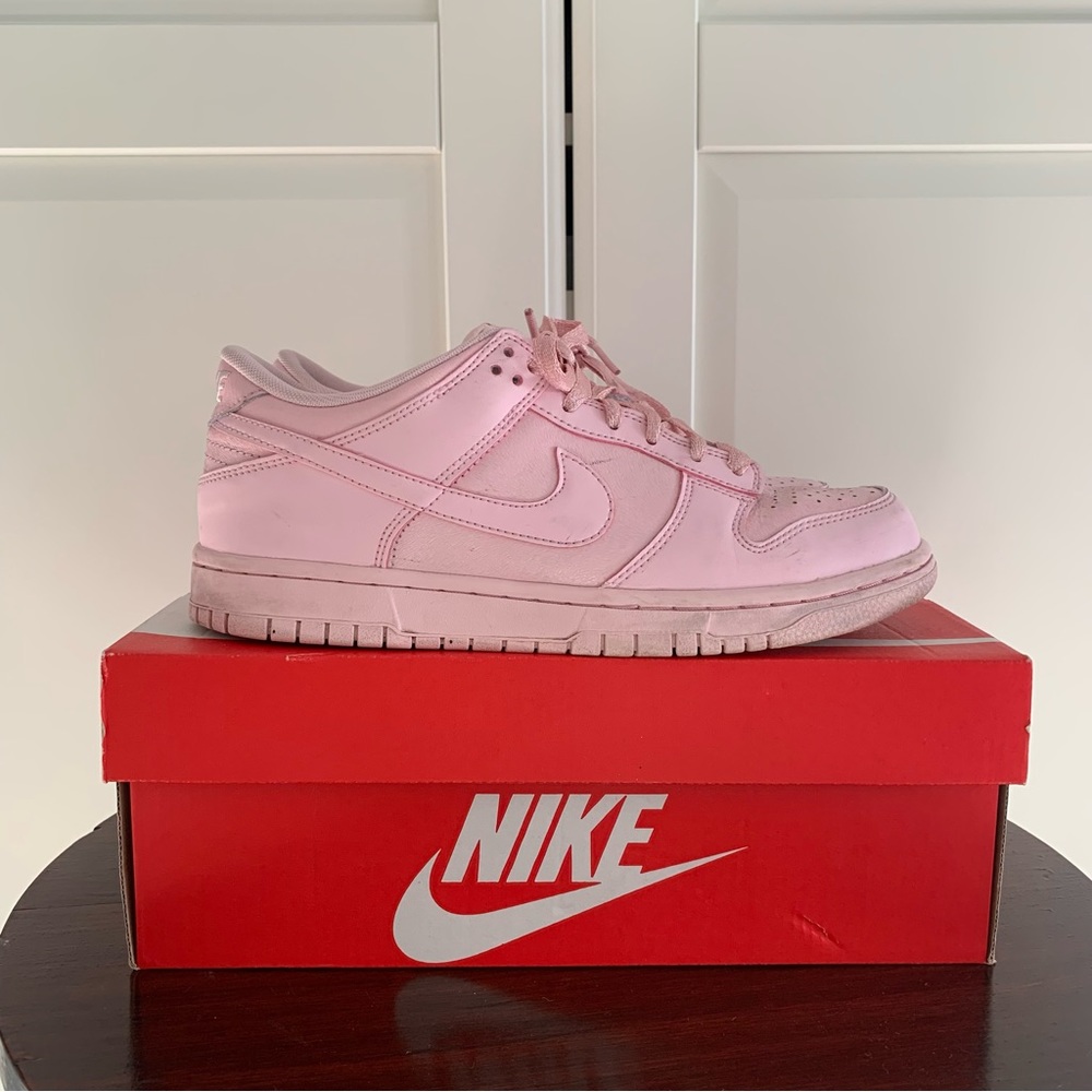 Nike Pink Prism dunks - Picture 2 of 5